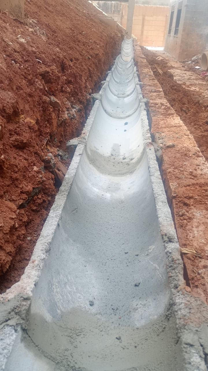 Instalação de Canaletas - Alphaville - Santana de Parnaíba - SP