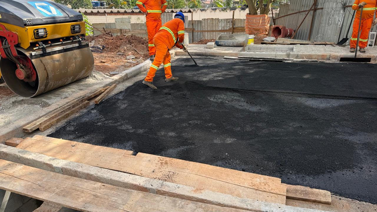 Execução de asfalto - Cotia - SP